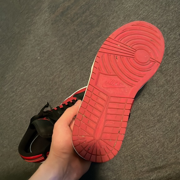 bearly worn a little creasing but feels brand new and looks brand new - Picture 3 of 3